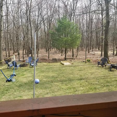 Serenity And Fun All In One In This Cozy Pocono Cabin Jim Thorpe Buitenkant foto
