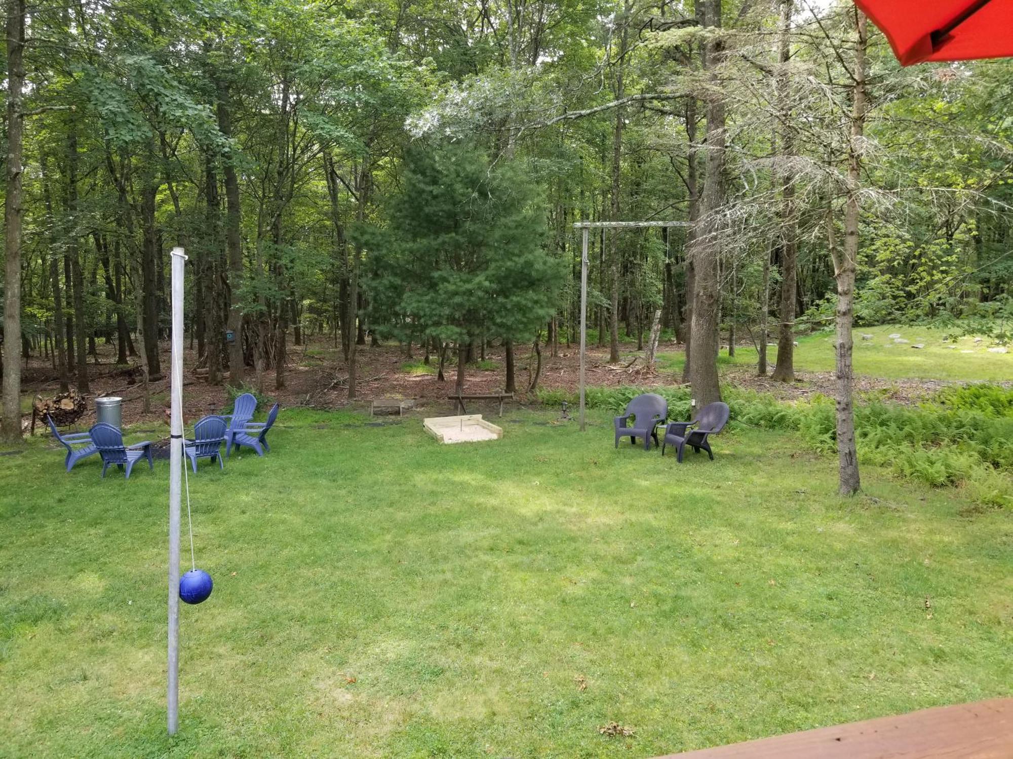 Serenity And Fun All In One In This Cozy Pocono Cabin Jim Thorpe Buitenkant foto
