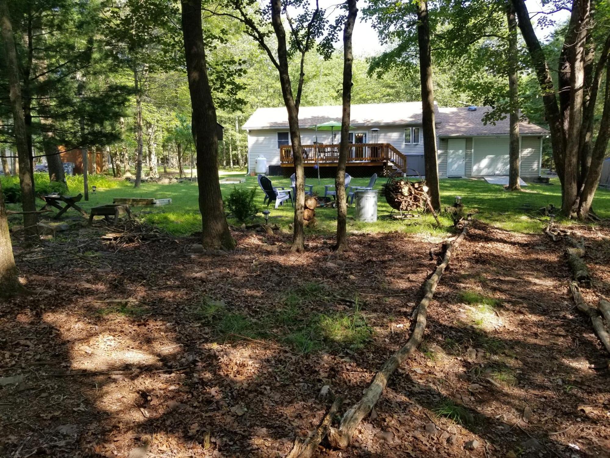 Serenity And Fun All In One In This Cozy Pocono Cabin Jim Thorpe Buitenkant foto