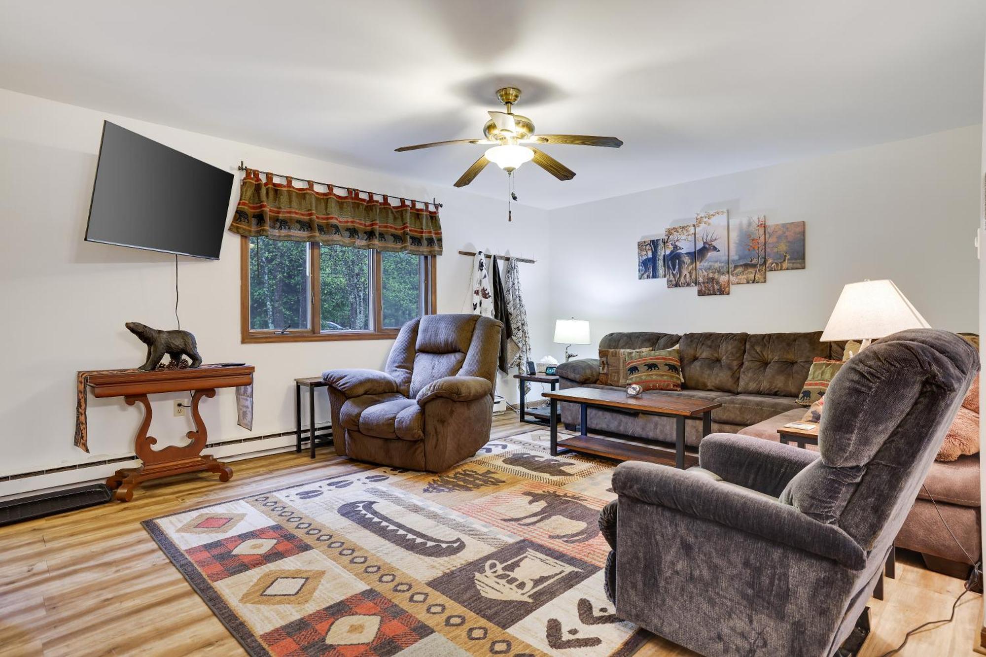 Serenity And Fun All In One In This Cozy Pocono Cabin Jim Thorpe Buitenkant foto