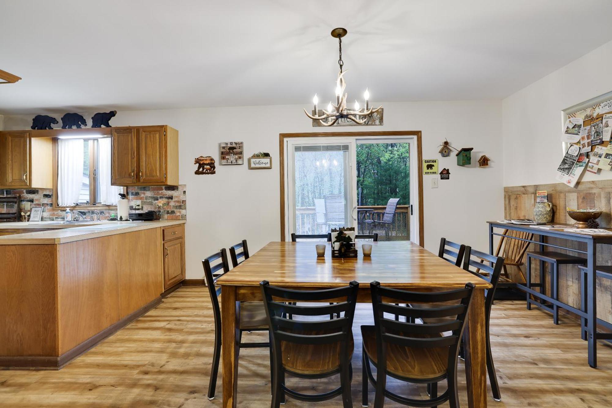 Serenity And Fun All In One In This Cozy Pocono Cabin Jim Thorpe Buitenkant foto